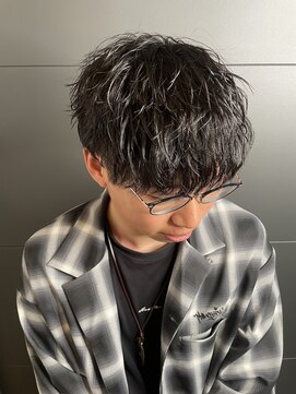 ニアウ 伊勢崎連取店(Niau) メンズマッシュツイストスパイラルパーマ