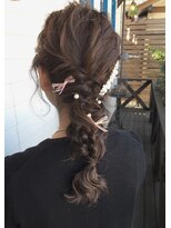 アズグロウヘアー(AS GROW HAIR)&nbsp;こなれ感たっぷり編みおろしアレンジ/長嶺/髪質改善/縮毛矯正