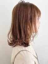 トゥーナ 表参道(tona) ミディアムレイヤー、外ハネボブ、グレージュ、脱白髪染め☆