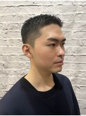 定番の刈り上げショートソフトモヒカン