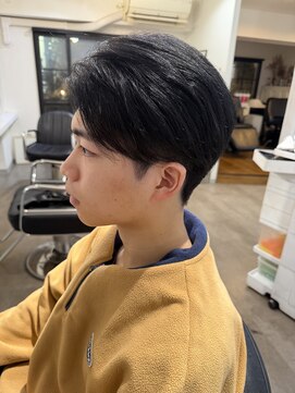 ハムレッツ 名古屋矢場町韓国風センターパート【メンズ髪質改善縮毛矯正】