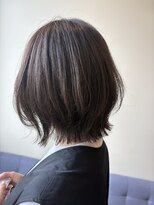 スリーバイザサロン(THREE by the salon)&nbsp;アッシュブラウン×大人くびれボブ
