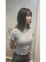 イズン(Idunn)&nbsp;ミディアムくびれボブ