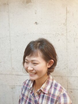 トレー(tray) 前髪短めショート