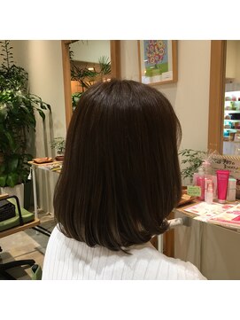 ナノハナ 鹿沼で唯一本格ヘッドスパが出来る美容室 シンプルボブ