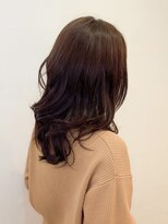 透明感あるスモーキーモノトーンで作る大人ミディアムスタイル☆