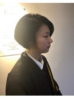 フランジェッタヘアー(Frangetta hair)&nbsp;ミニボブ