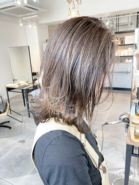 美容室 ツリー(Tree) ノンブローでおさまる大人スタイル『Tree hairsalon 』本厚木