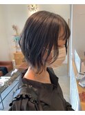 ショートボブ 顔まわりレイヤー