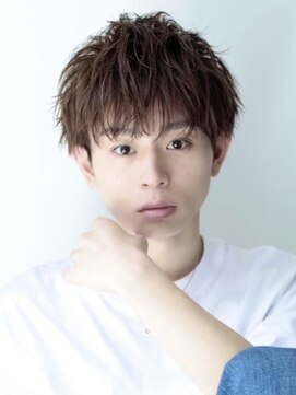 ネオリーブ クーロ(Neolive curro) シースルーバング×刈り上げマッシュ