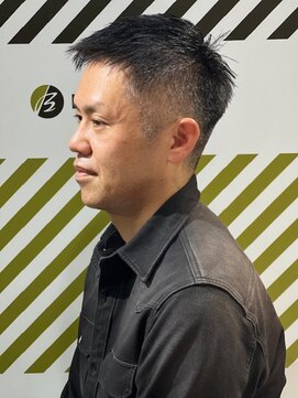 バーバーバー 四谷(BARBER-BAR) すっきり刈り上げスタイル