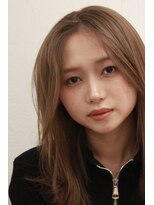 リノショアーズ 元町店(RINOSHORES)&nbsp;レイヤーカットセンターパートセミロングウォームベージュ