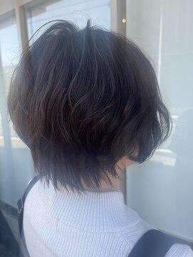 リディア(Lydia) ゆるふわショート