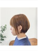 ショートボブ