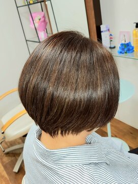 ジーウィズヘアー(G-with hair) ハイライトカラーボブ