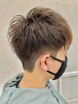 ロミーオム 本厚木(ROMMY. Homme)&nbsp;刈り上げツーブロック王道マッシュビジネスメンズヘア
