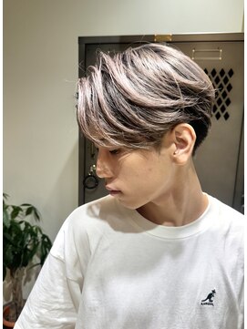リフル 八王子(RIFULL) ハイライト　レイヤー ショートヘア　ボブ　くびれレイヤー
