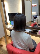 ロータス(LOTUS)&nbsp;細めハイライト＆切りっぱなしボブ