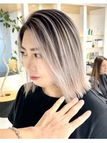 プティ(PUTY)&nbsp;神戸三宮　ハイライトバレイヤージュ　白髪対応可能