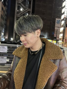 ビュートリアム265(BEAUTRIUM 265) メンズハイトーン グレージュ バレイヤージュメンズ 銀座 有楽町