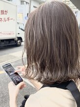 トンネルヘアー(Tunnel hair) 肩ぼぶ
