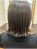 外ハネスタイル