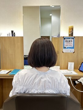 ウイバイファースト(u'i by first) 全体的に顎のラインより上のショートレングススタイル