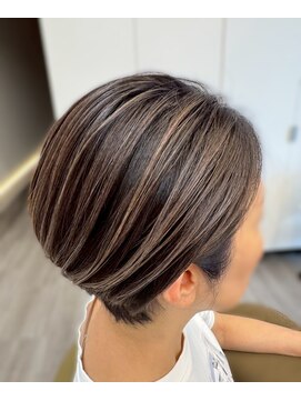 ラチョッカ 八千代中央店(la ciocca) シャドールーツ