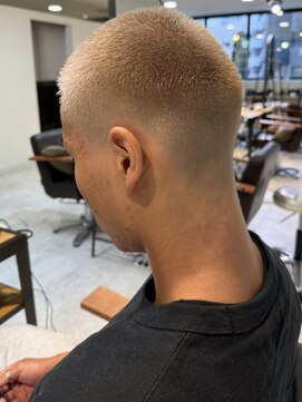 リコ ヘアアンドリラクゼーション 名駅店(LICO HAIR＆RELAXATION) オシャレフェード坊主　名古屋駅/名駅/メンズ/ブリーチ