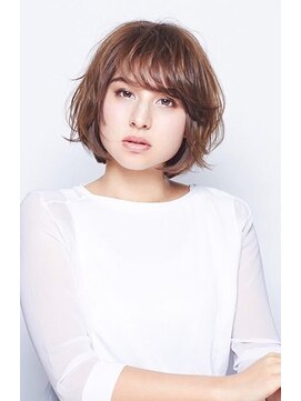 シータ(sheta) 【sheta青山/三畑賢人】30代40代50代◎大人上品ショートボブ