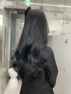 エヌアイ オモテサンドウ(ni omotesando) 韓国ヘア/レイヤーカット/ブルーグレージュ/艶カラー　上野