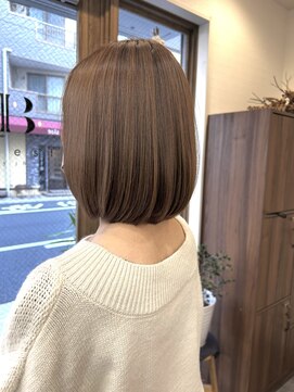 リベストバイジェービー 稲毛(li best. byjb) ワンホンレイヤー/ミルクティーブロンド/ダークブルー/稲毛