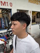 フォーコーナーズカットショップフェイビーズ 名古屋西(FourCornersCutShop favey's)&nbsp;遊び心のあるクロップスタイル