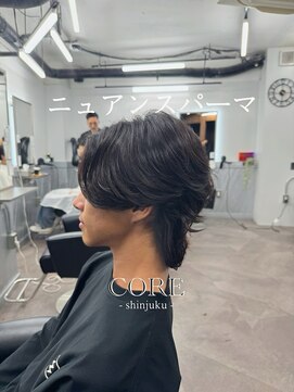 コア 新宿(CORE) 韓国風ニュアンスウルフ