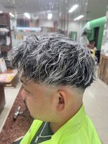 ヘアサロンナンバーワンクラブ上和田本店&nbsp;ツイスパメッシュホワイト