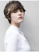 シャンプー 本庄店(SHAMPOO)&nbsp;モードなこなれショートはハイライトをきかせて