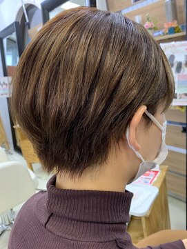 クラン 六甲道(Chlan) 耳掛けスッキリクールショート×ベージュカラー