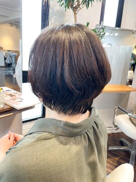 アトリエアルシュ(atelier ARCHE) くせ毛を収めるショートヘア