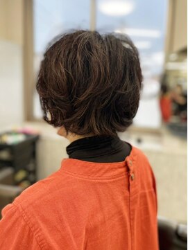 びゃんびゃん 浅水本店 くせ毛をいかしたナチュラルボブ