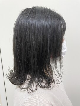 ビューティーマーケット アングゥ イオンモール名取(BEAUTY MARKET ungu) 外はねミディアムスタイル