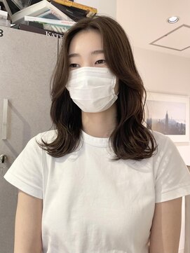 ヨーク(YOKE) 【 YOKE 】ミディアムくびれヘア韓国