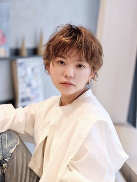 エムスラッシュフィール 東戸塚(M.SLASH FIEL) ハイライト/外国人風/ニュアンスパーマショート/FIEL東戸塚