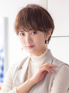 サーカス バイ ビュートリアム 青山(CIRCUS by BEAUTRIUM) マッシュショート20代30代40代大人可愛い暗髪うる艶髪青山表参道