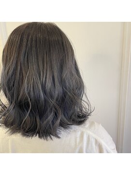 メヴィ(Mavie) アッシュブラック