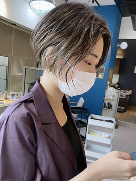 リノショアーズ 日本大通り店(RINOSHORES) 【ブリーチ＋ワンカラー】ハンサムショート/バレイヤージュ