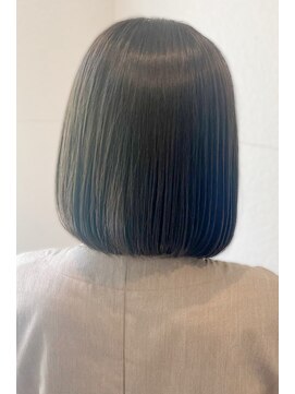 ヴィラ 川西店(Villa) 10代20代30代大人可愛い小顔ショートボブ艶感アッシュグレージュ