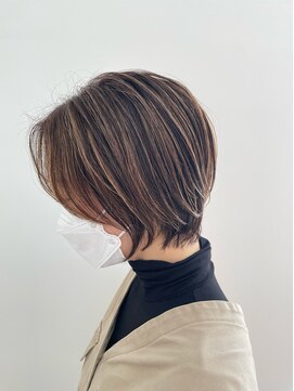 リラ(Lila) 20代30代40代50代/小顔大人綺麗ショート/ショートボブ