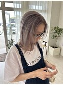 シルバーベージュ
