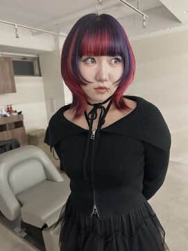 イェッカ(YECCA) レッドとパープルのデザインカラー（ブリーチ１～２回）