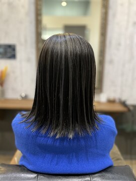 ローブ(L'aube) ビターグレー ミディアム